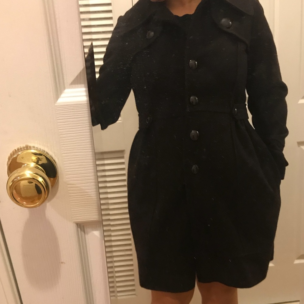 ⚠️MOVING OUT: Taking best offers! DKNY Coat